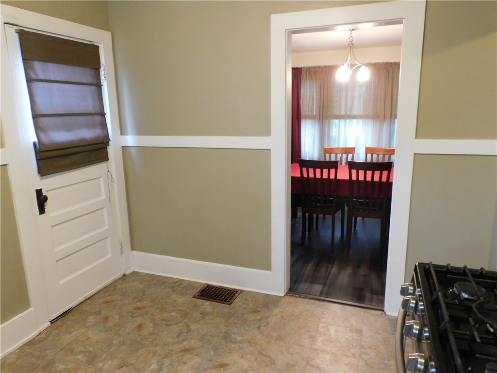 166 Delmar Road Greece, NY 14616 - Photo 18 of 36