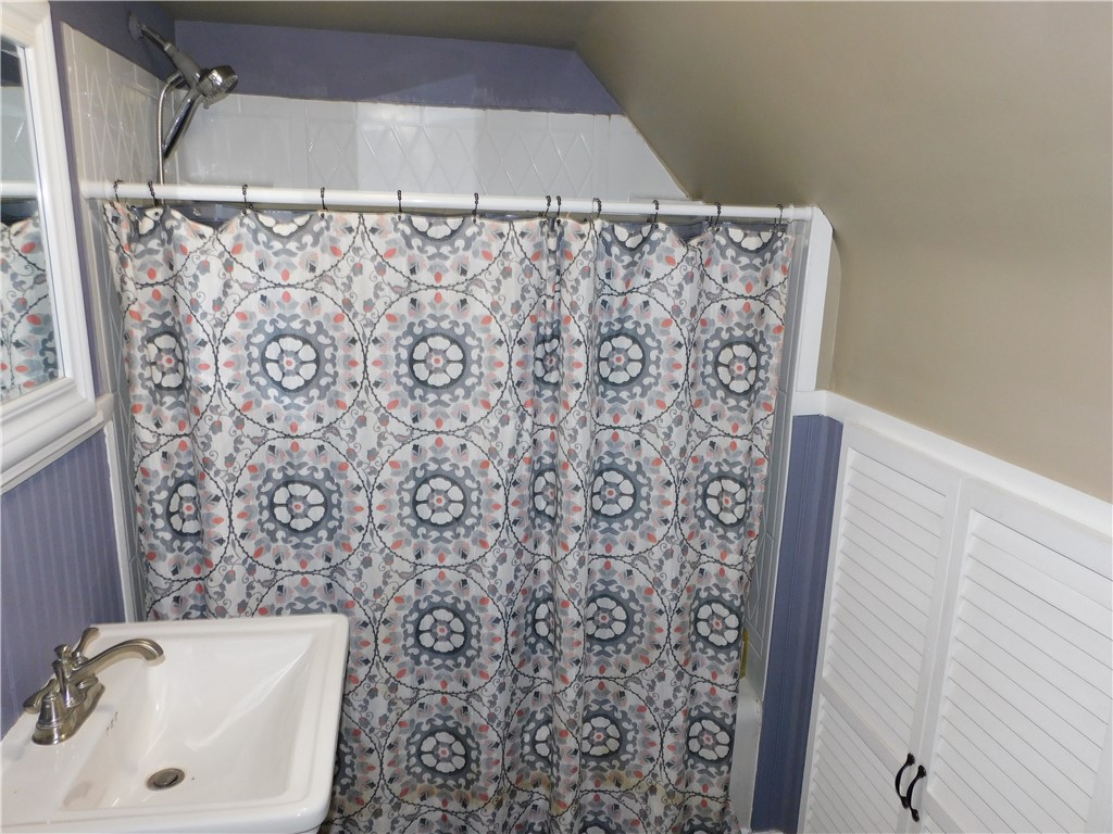 166 Delmar Road Greece, NY 14616 - Photo 31 of 36