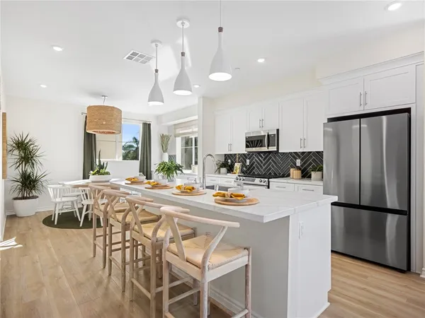 $959,900 | 11456 Artesia Boulevard, Artesia, CA 90701