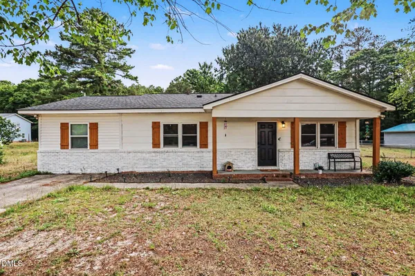 $200,000 | 1960 Ava Road, Autryville, NC 28318