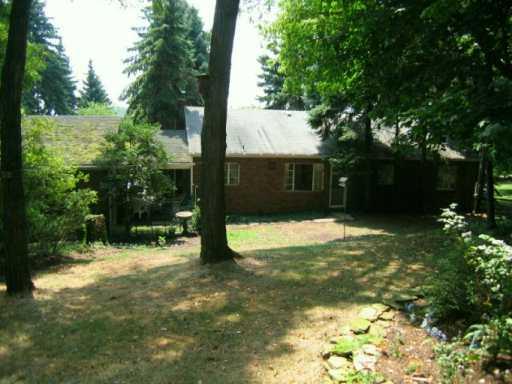 1530 Powers Run Road Pittsburgh, PA 15238 - Photo 3 of 7 Yard/Garden.