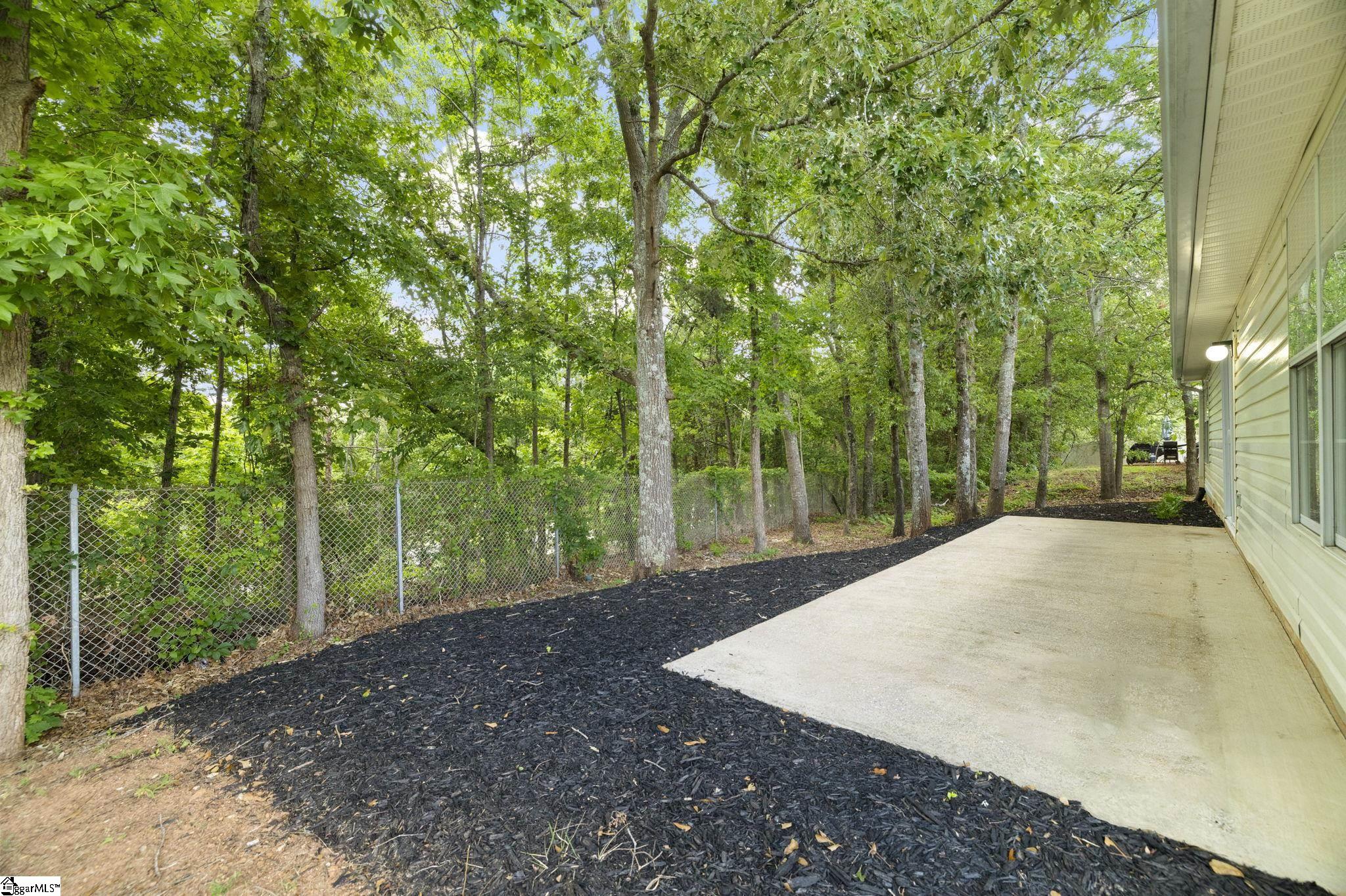 400 Hill Lane Mauldin, SC 29662 - Photo 26 of 28