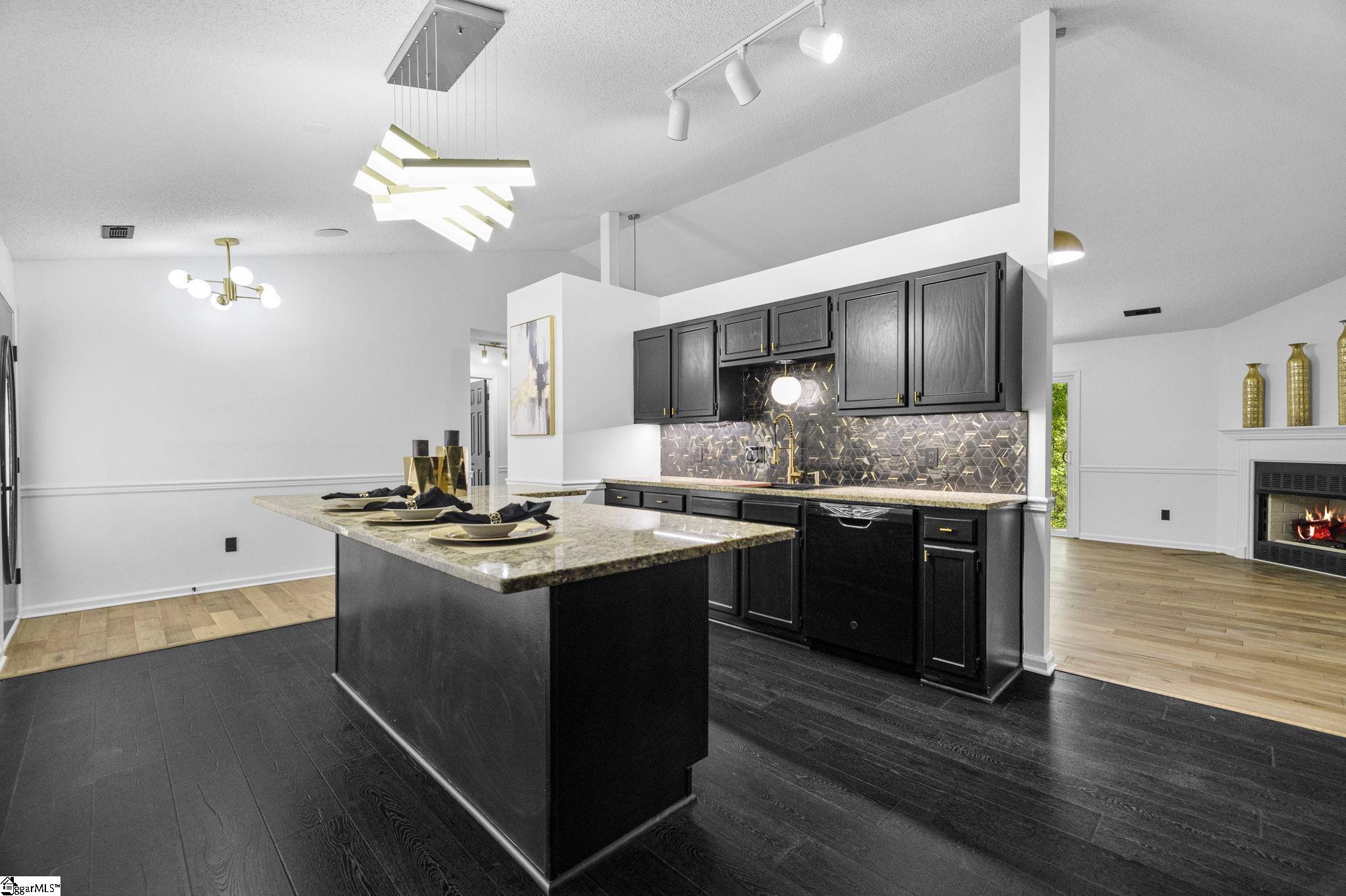 400 Hill Lane Mauldin, SC 29662 - Photo 9 of 28