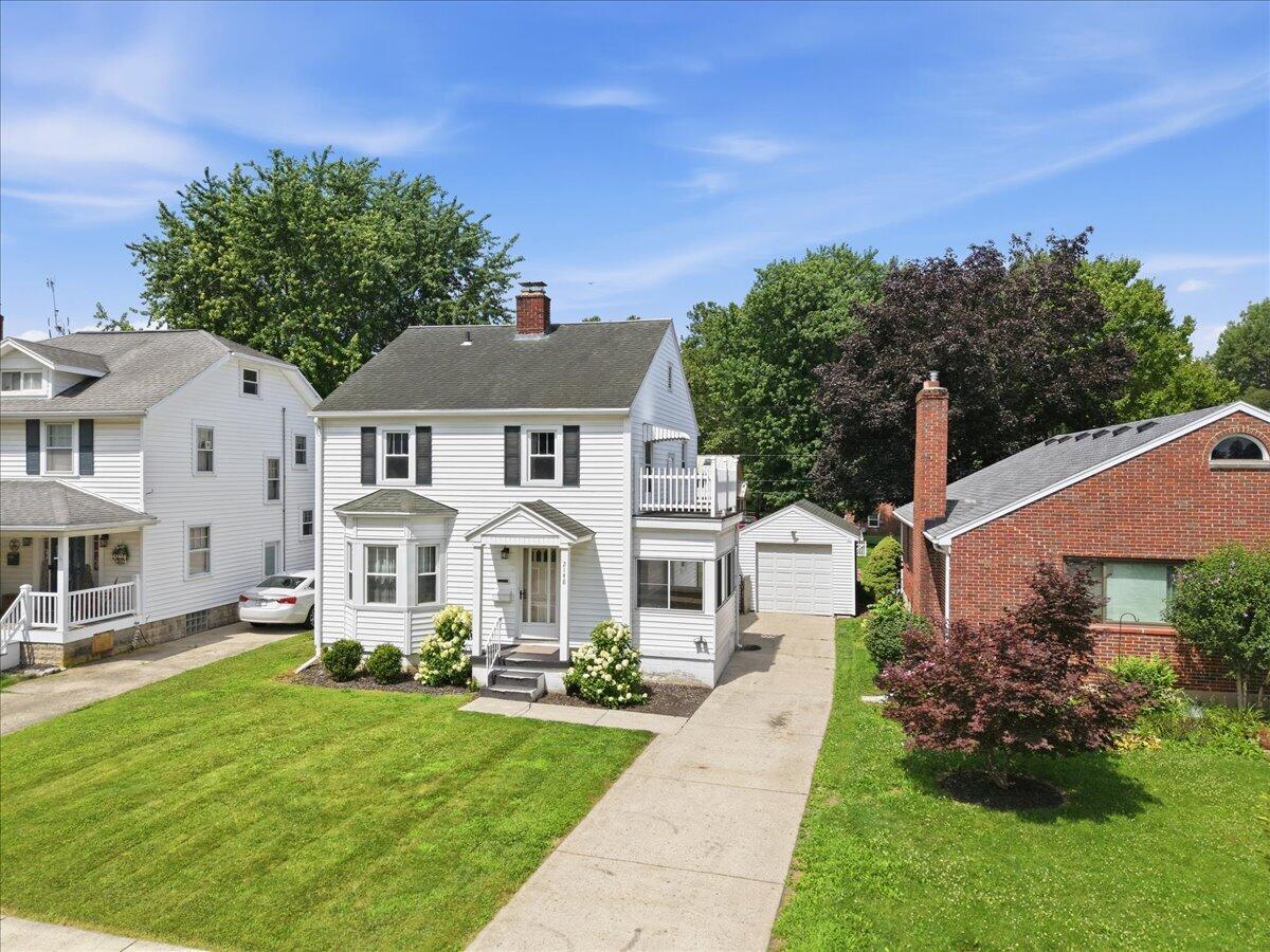 2148 Broadway Street Springfield, OH 45504 - Photo 3 of 55 02-Front Right
