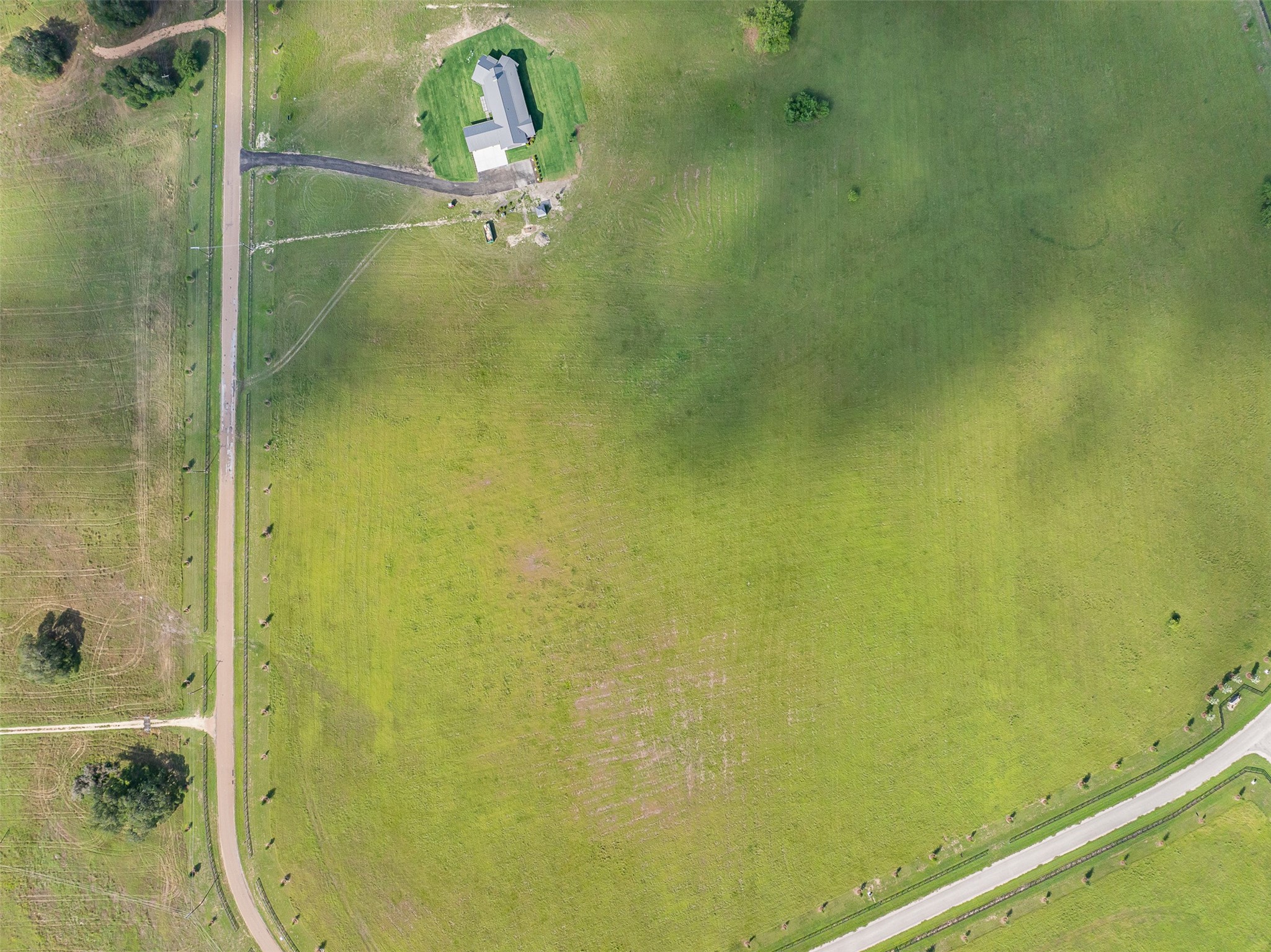 5019 Hartfield Road Round Top, TX 78954 - Photo 2 of 12