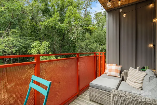 $479,000 | 68 Craven Street, Unit 401, Asheville, NC 28806