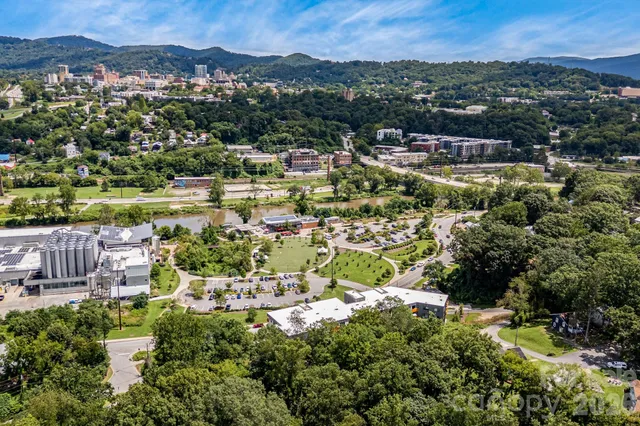 $479,000 | 68 Craven Street, Unit 401, Asheville, NC 28806