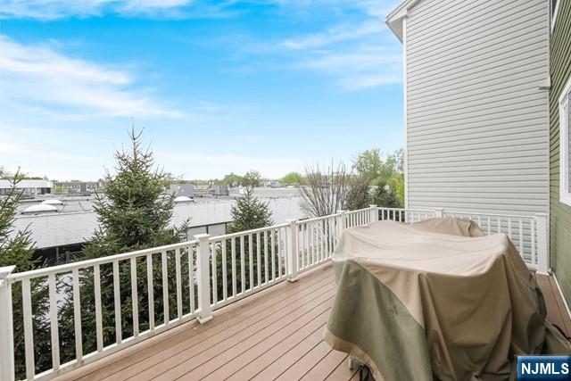 103 Orchard Terrace Cresskill, NJ 07626 - Photo 15 of 27