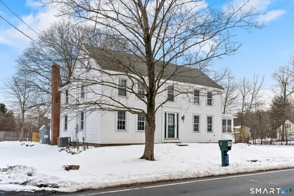 $439,900 | 392 Boston Neck Road, Suffield, CT 06078