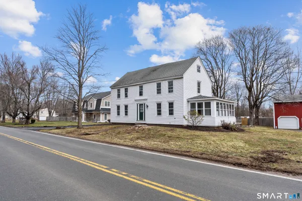 $439,900 | 392 Boston Neck Road, Suffield, CT 06078