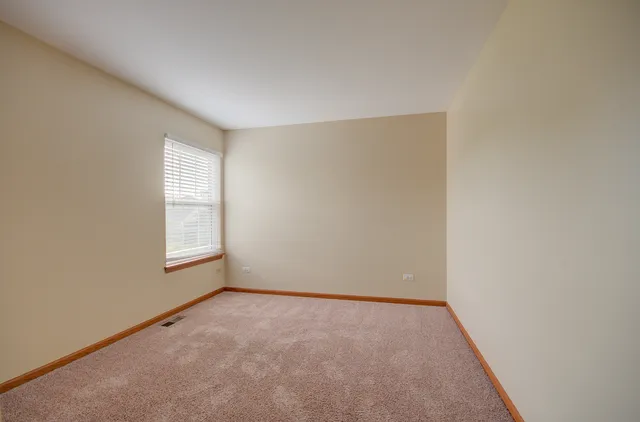 $2,695 | 520 Frieh Drive, Romeoville, IL 60446