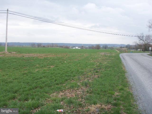 323 Cambridge Road Narvon, PA 17555 - Photo 4 of 4 Gallery Image 4