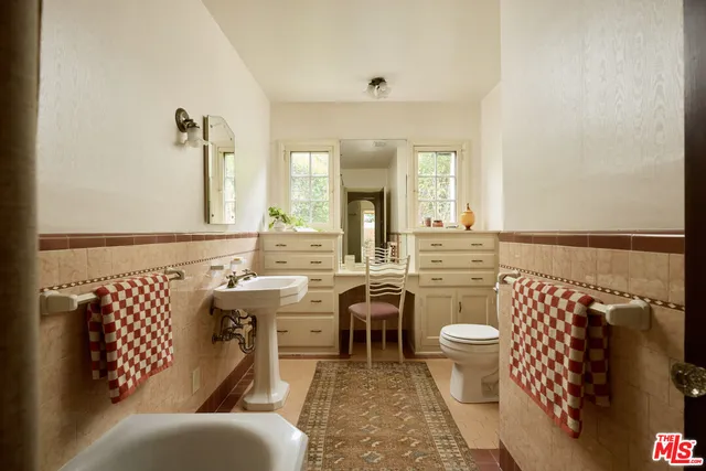 $1,895,000 | 2035 Monte Vista Street, Pasadena, CA 91107