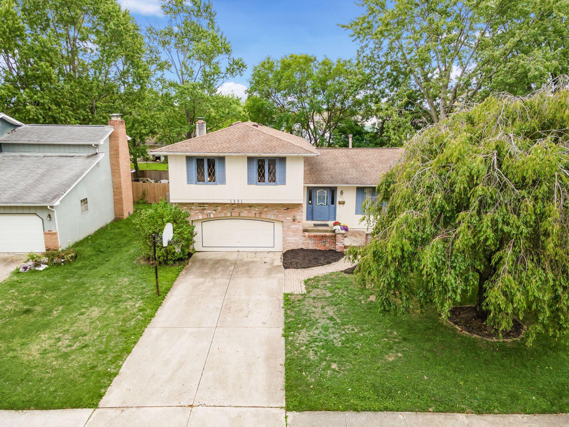 1891 Fairhaven Road Columbus, OH 43229 - Photo 36 of 36 Lovely home located in Sharon Woods, walkable to everything - park, library, schools, dining and grocery!