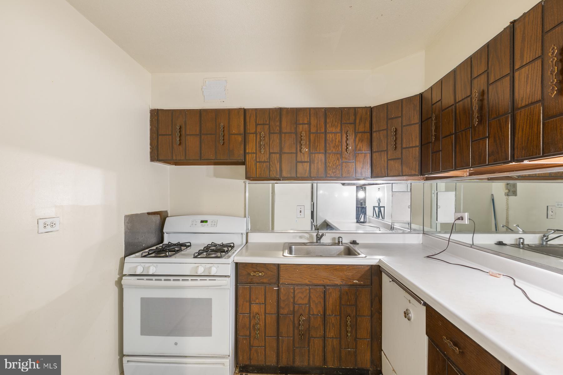 700 7th Street Southwest, Unit 417 Washington, DC 20024 - Photo 12 of 25