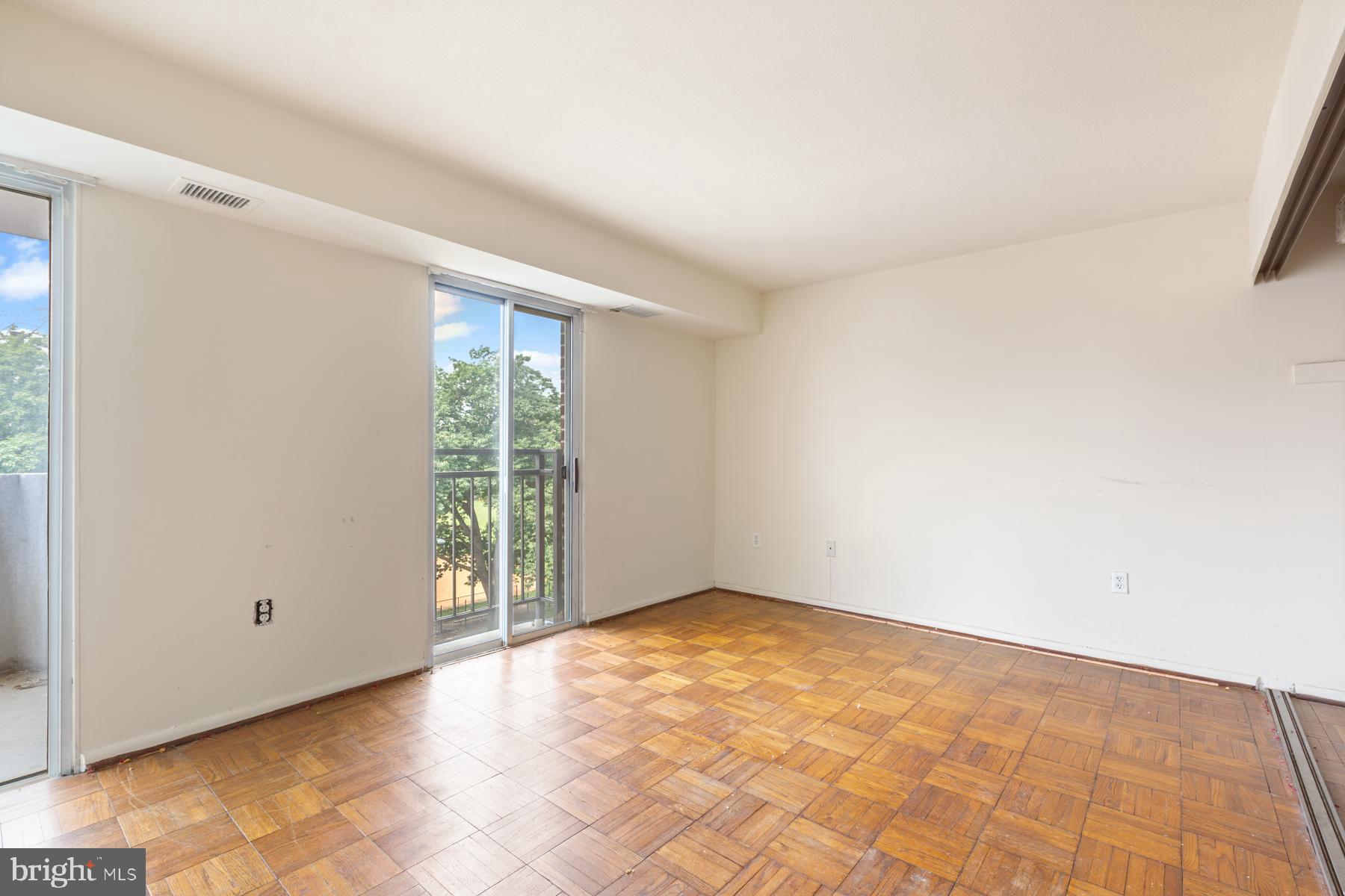 700 7th Street Southwest, Unit 417 Washington, DC 20024 - Photo 18 of 25