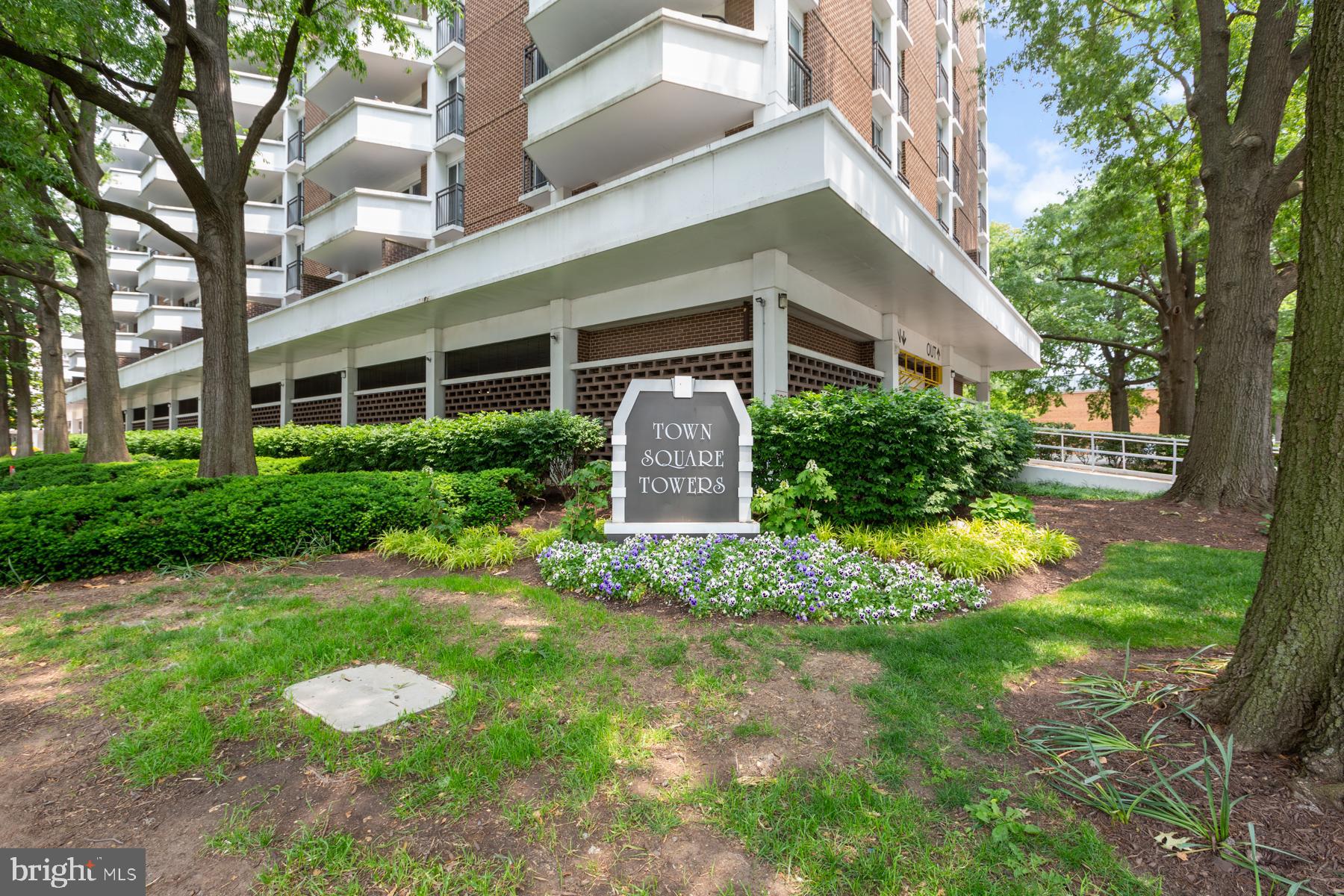 700 7th Street Southwest, Unit 417 Washington, DC 20024 - Photo 2 of 25