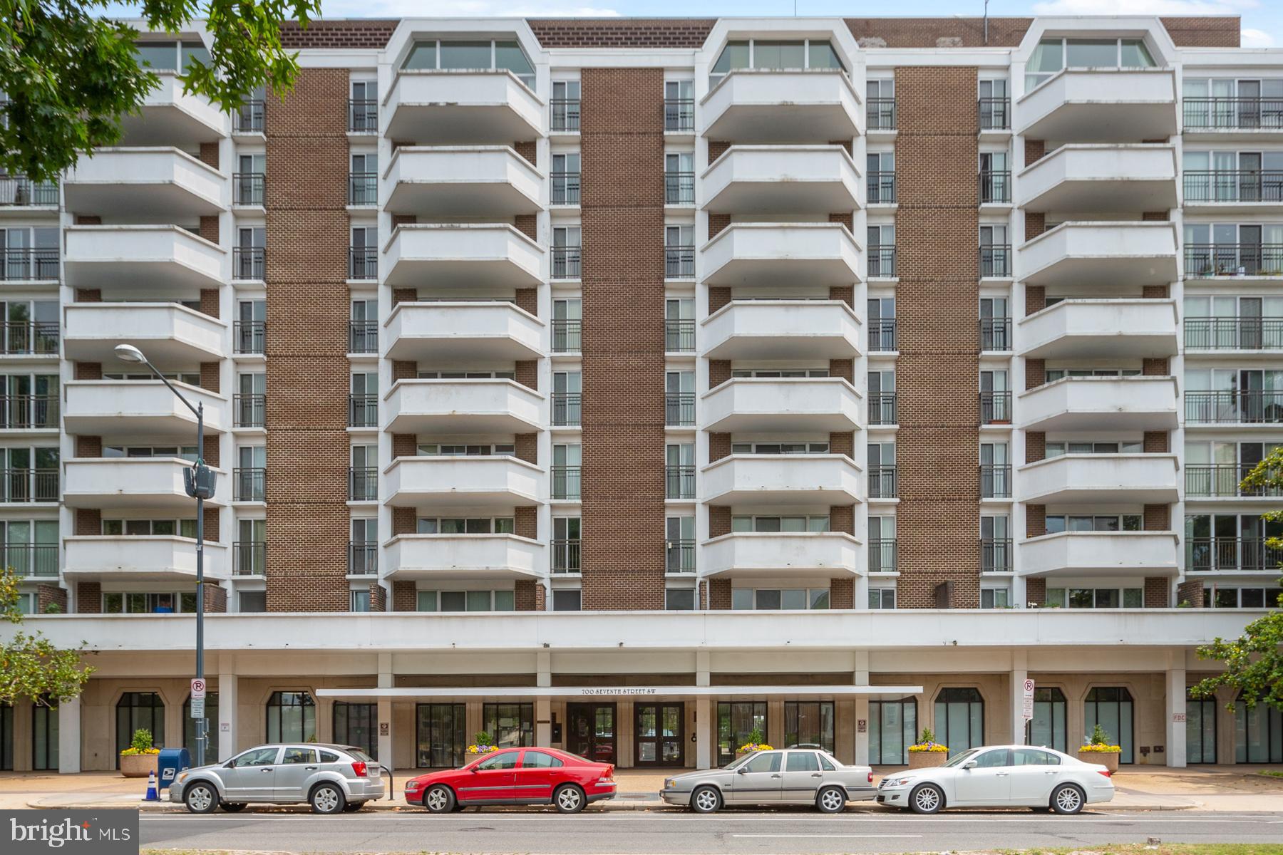 700 7th Street Southwest, Unit 417 Washington, DC 20024 - Photo 3 of 25
