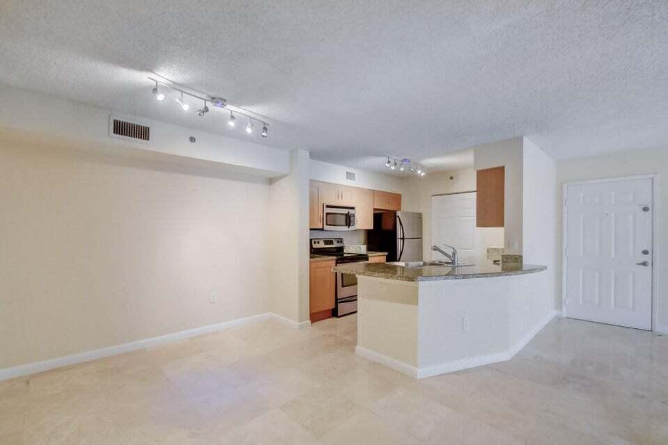 3207 Clint Moore Road, Unit 103 Boca Raton, FL 33496 - Photo 5 of 52 20210120145748019820000000-o