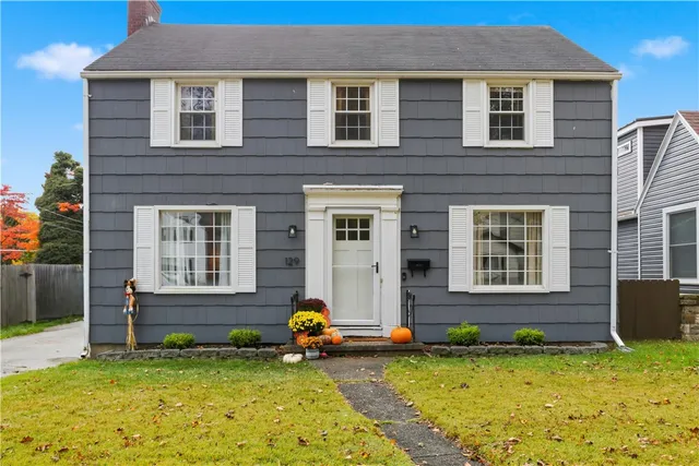 $257,000 | 129 Montclair Drive, Irondequoit, NY 14617