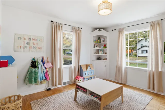 $257,000 | 129 Montclair Drive, Irondequoit, NY 14617