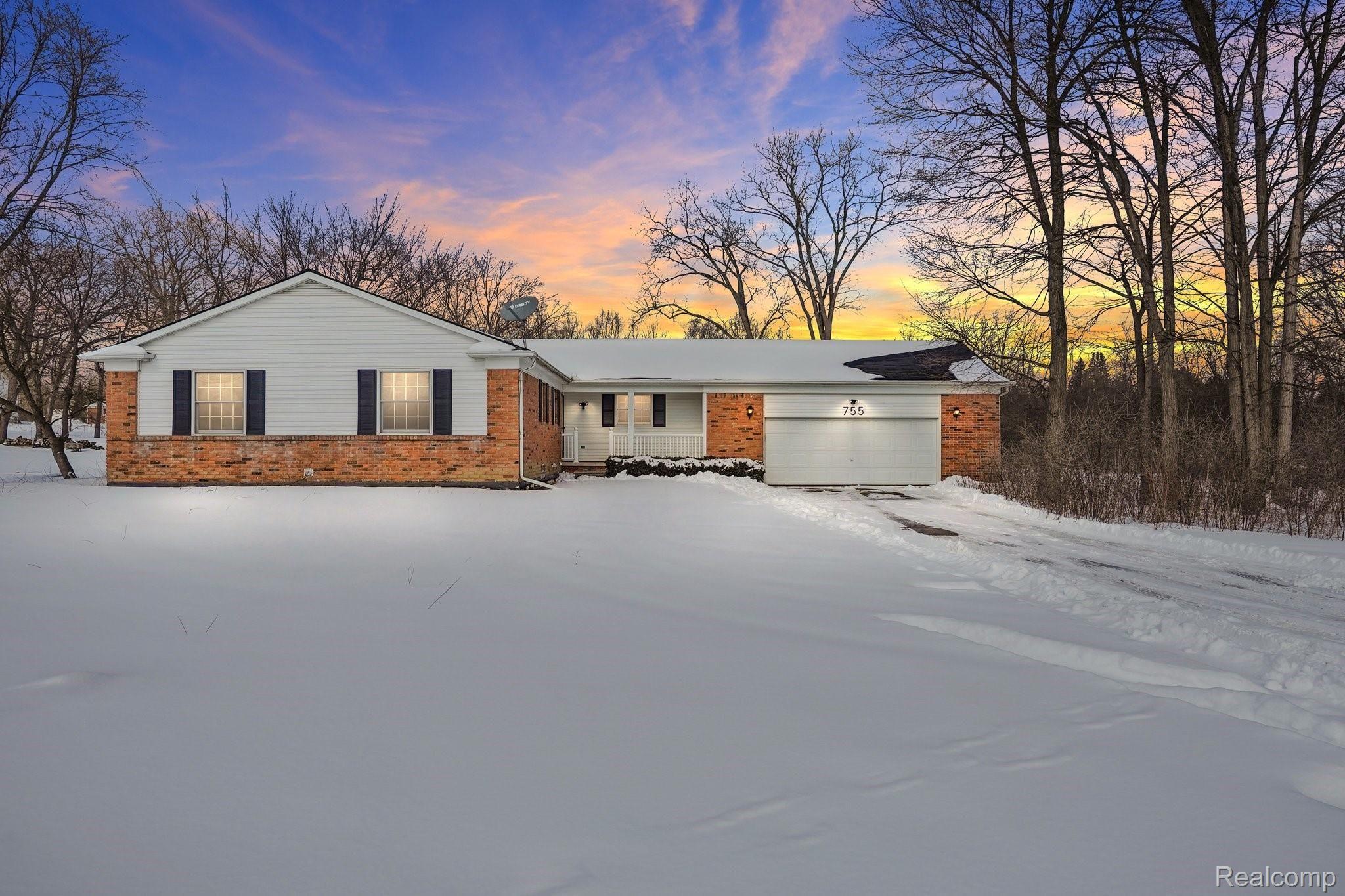 755 East Long Lake Road Troy, MI 48085 - Photo 1 of 39 1-web-or-mls-755 East Long Lake Road Troy - 03.jpg