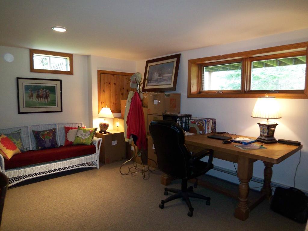 284 Meadow Ridge Road Manchester, VT 05255 - Photo 20 of 23 Gallery Image 20
