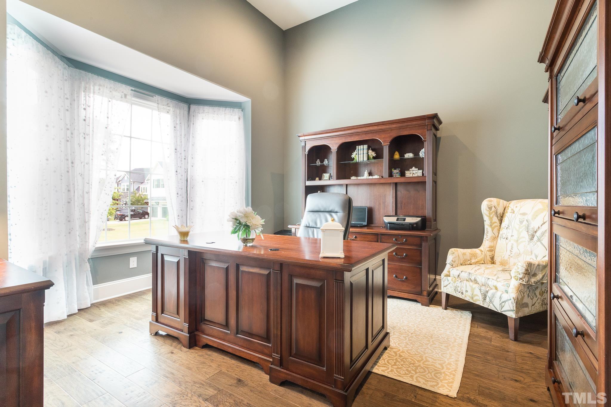 5281 Aleppo Lane Raleigh, NC 27613 - Photo 13 of 57 a room with furniture and window