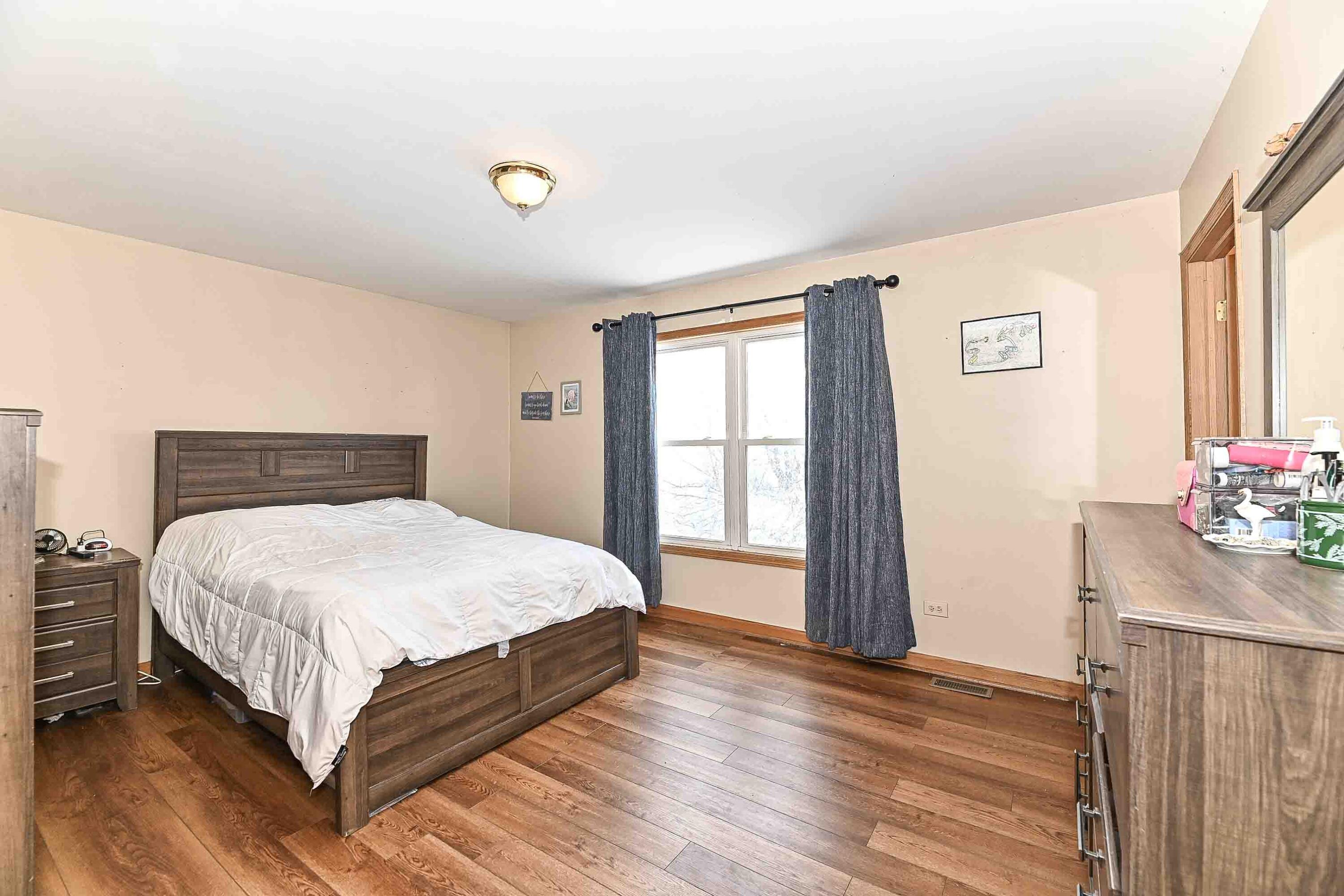 107 Prairie Drive Walworth, WI 53184 - Photo 9 of 26 Primary Bedroom