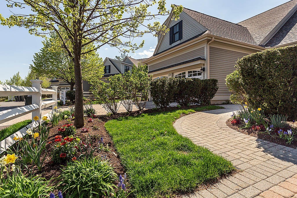 11 South Cottage Road, Unit 11 Belmont, MA 02478 - Photo 1 of 20 Gallery Image 1