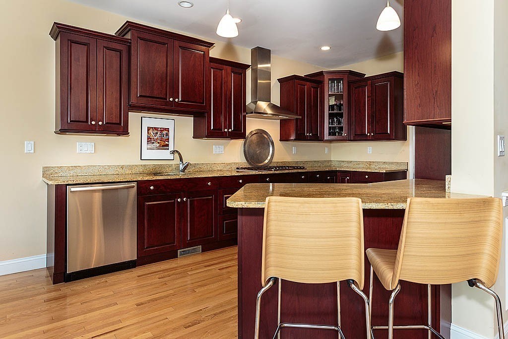 11 South Cottage Road, Unit 11 Belmont, MA 02478 - Photo 7 of 20 Gallery Image 7