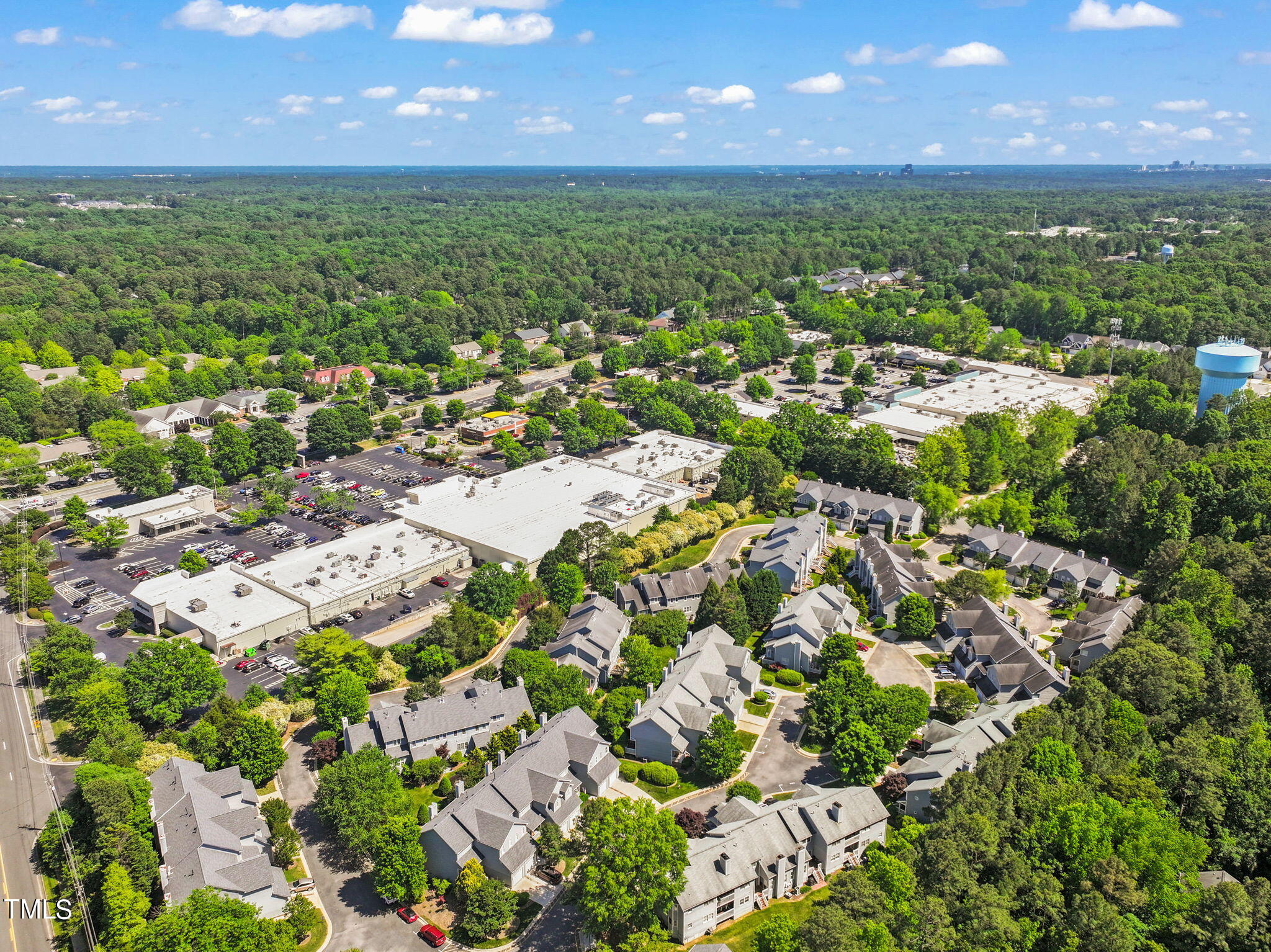 8200 Hempshire Place, Unit 103 Raleigh, NC 27613 - Photo 26 of 28 46-web-or-mls-DJI_20240501041934_0111_D