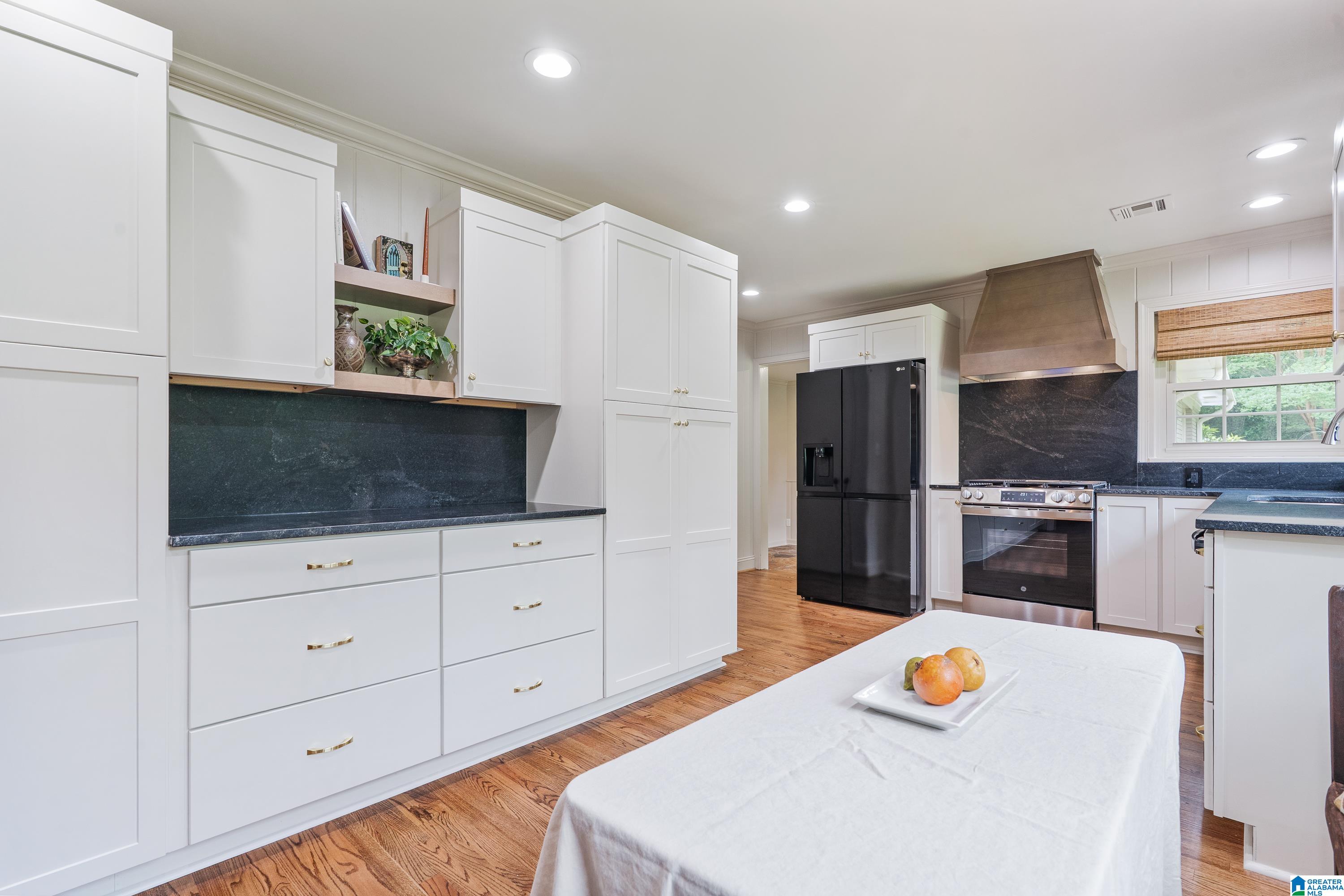 2233 Farley Road Birmingham, AL 35226 - Photo 8 of 79