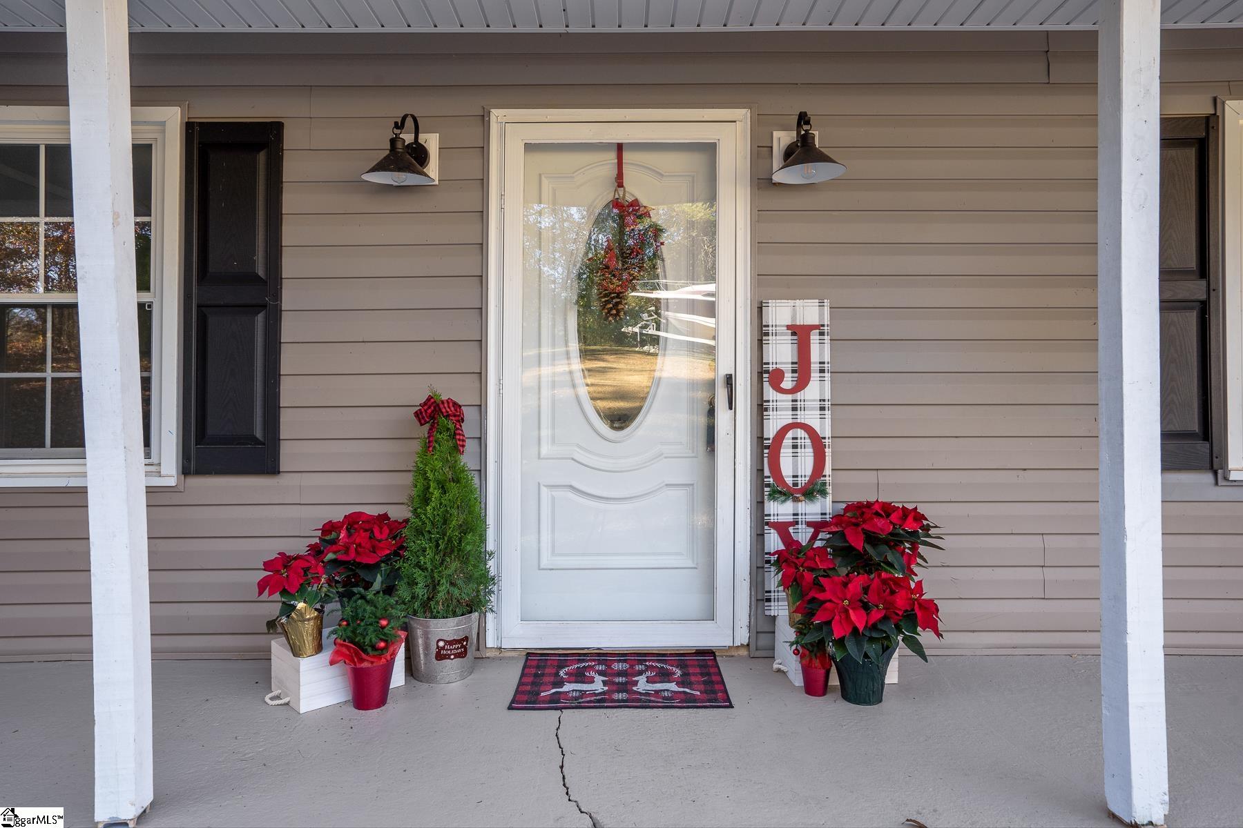 586 Allgood Bridge Road Pickens, SC 29671 - Photo 4 of 32