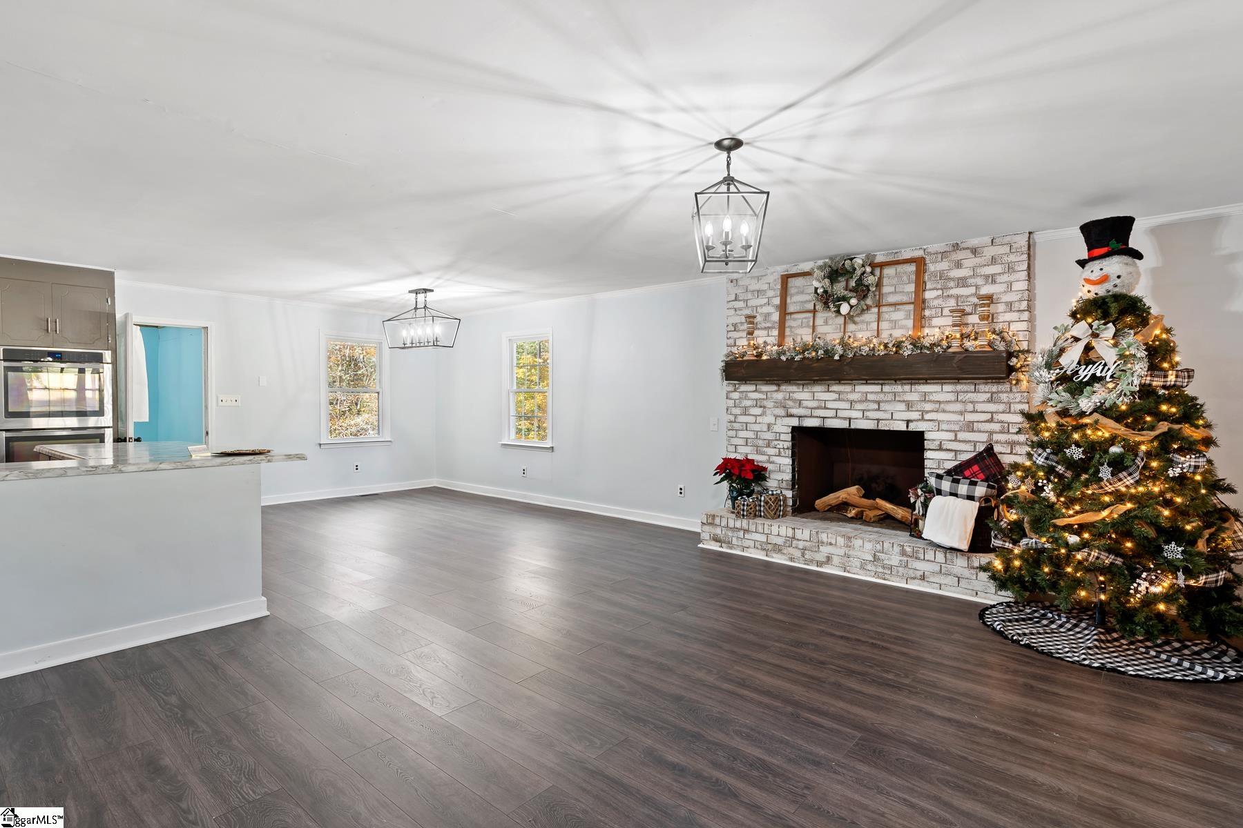 586 Allgood Bridge Road Pickens, SC 29671 - Photo 5 of 32