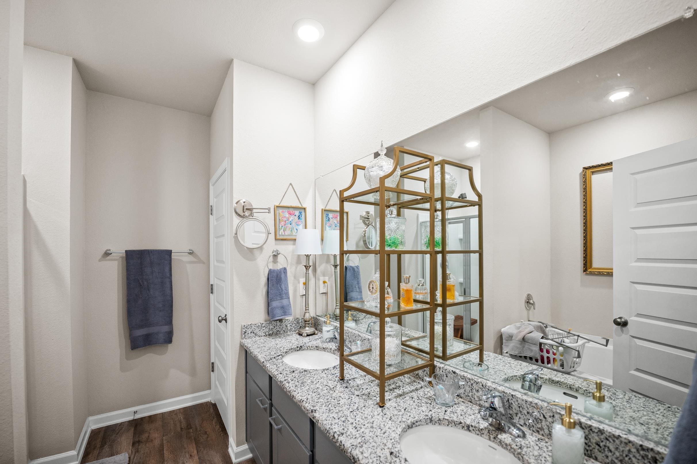 24139 Veranda Circle Elberta, AL 36530 - Photo 17 of 40 Bathroom