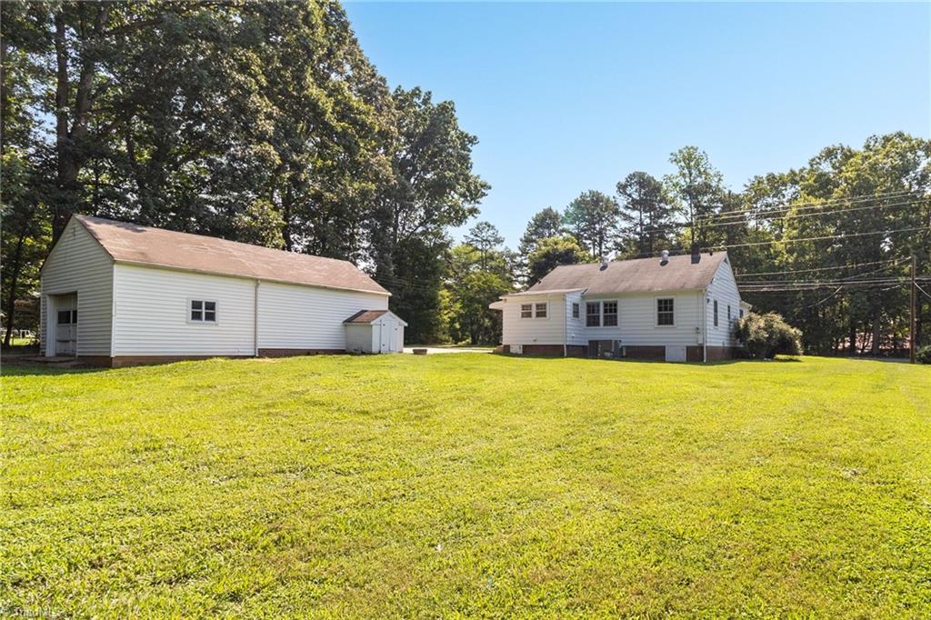 1106 Mack Road Asheboro, NC 27205 - Photo 22 of 36