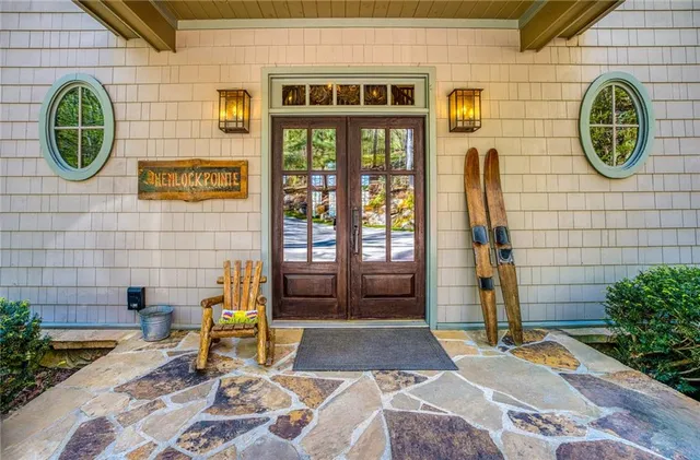 a view of a entryway