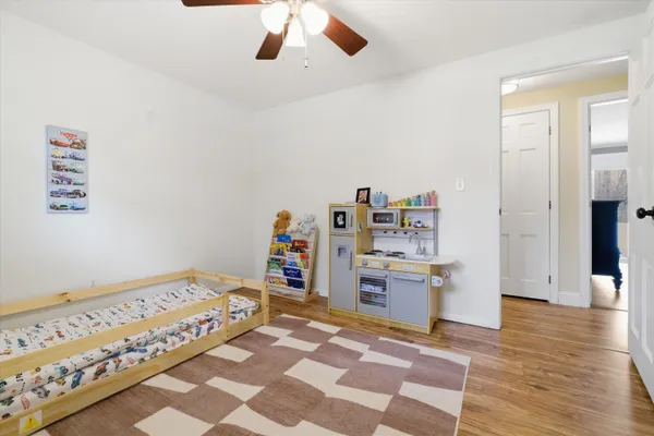 $4,200 | 32 Edinburgh Drive, Bedford, NH 03110