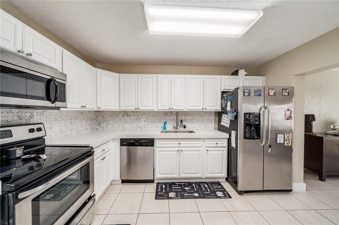 6675 Via Regina, Unit 6675 Boca Raton, FL 33433 - Photo 25 of 43 Photo 25