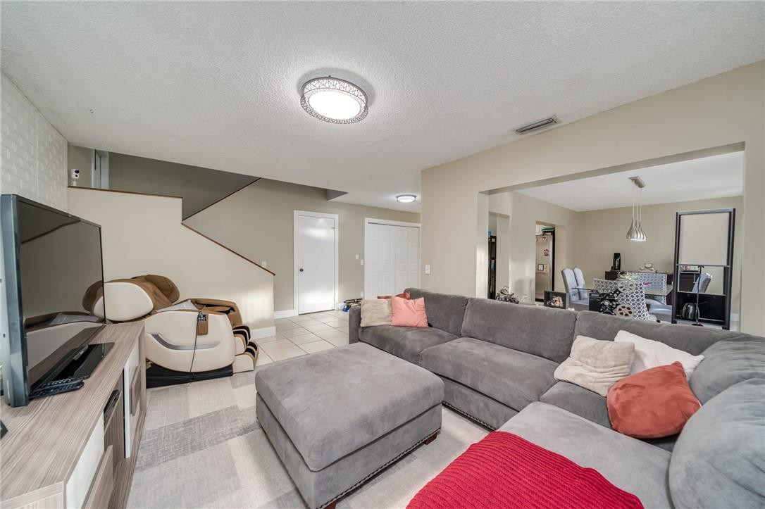 6675 Via Regina, Unit 6675 Boca Raton, FL 33433 - Photo 10 of 43 Photo 10