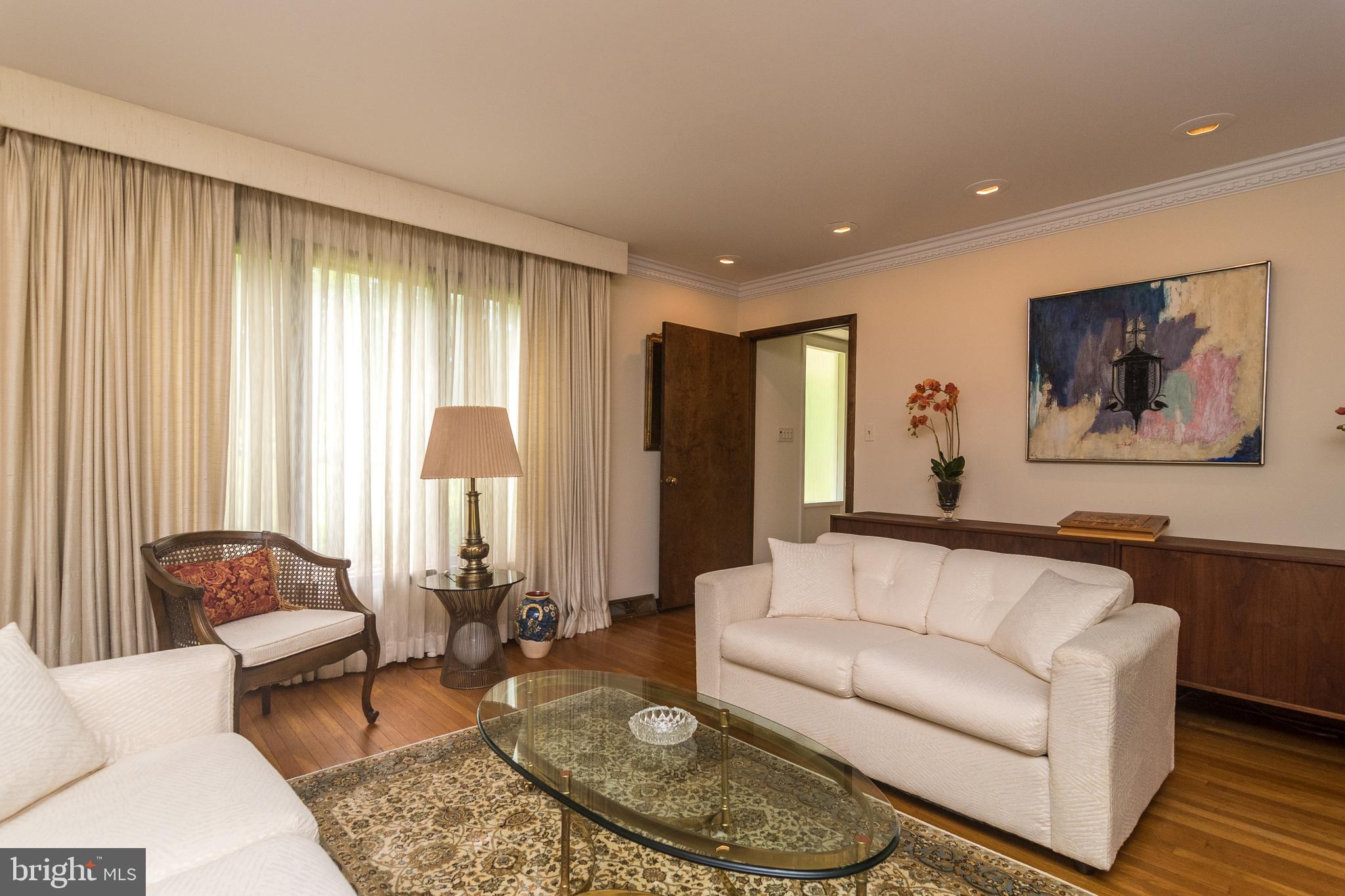 708 Custis Road Glenside, PA 19038 - Photo 13 of 61 Gallery Image 13