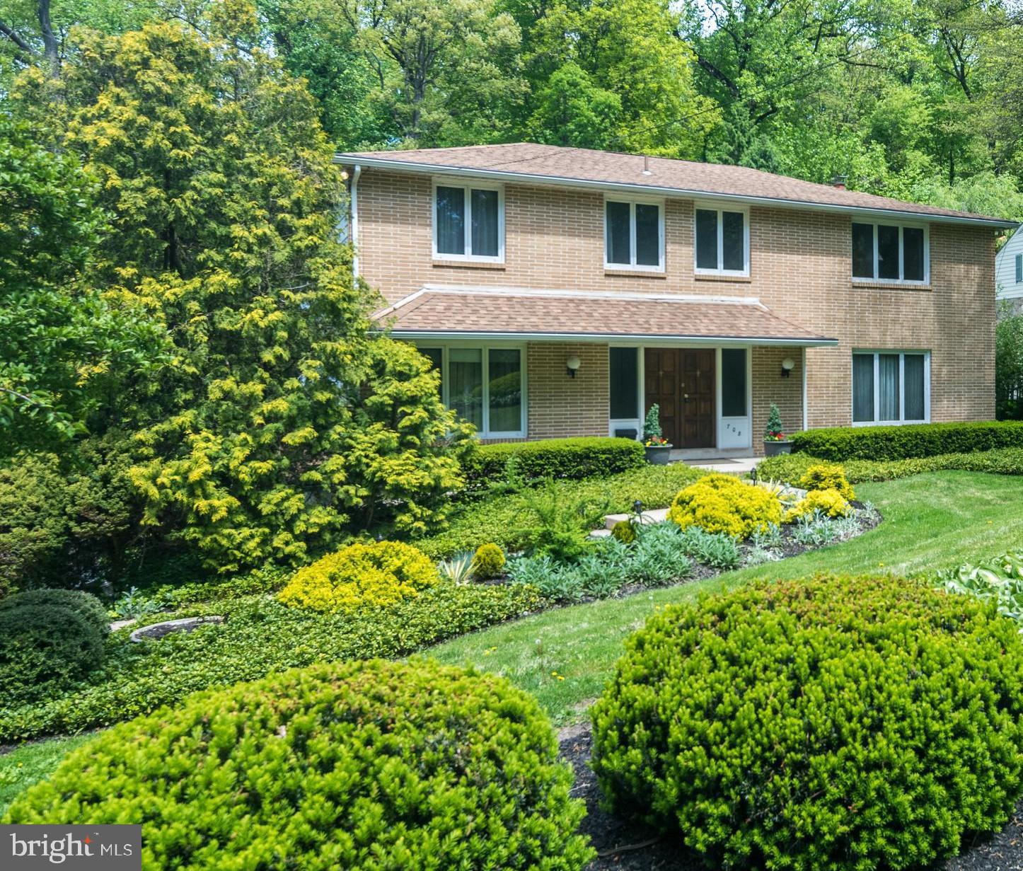 708 Custis Road Glenside, PA 19038 - Photo 3 of 61 Gallery Image 3