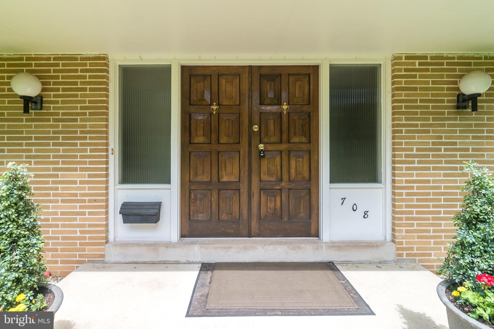 708 Custis Road Glenside, PA 19038 - Photo 5 of 61 Gallery Image 5