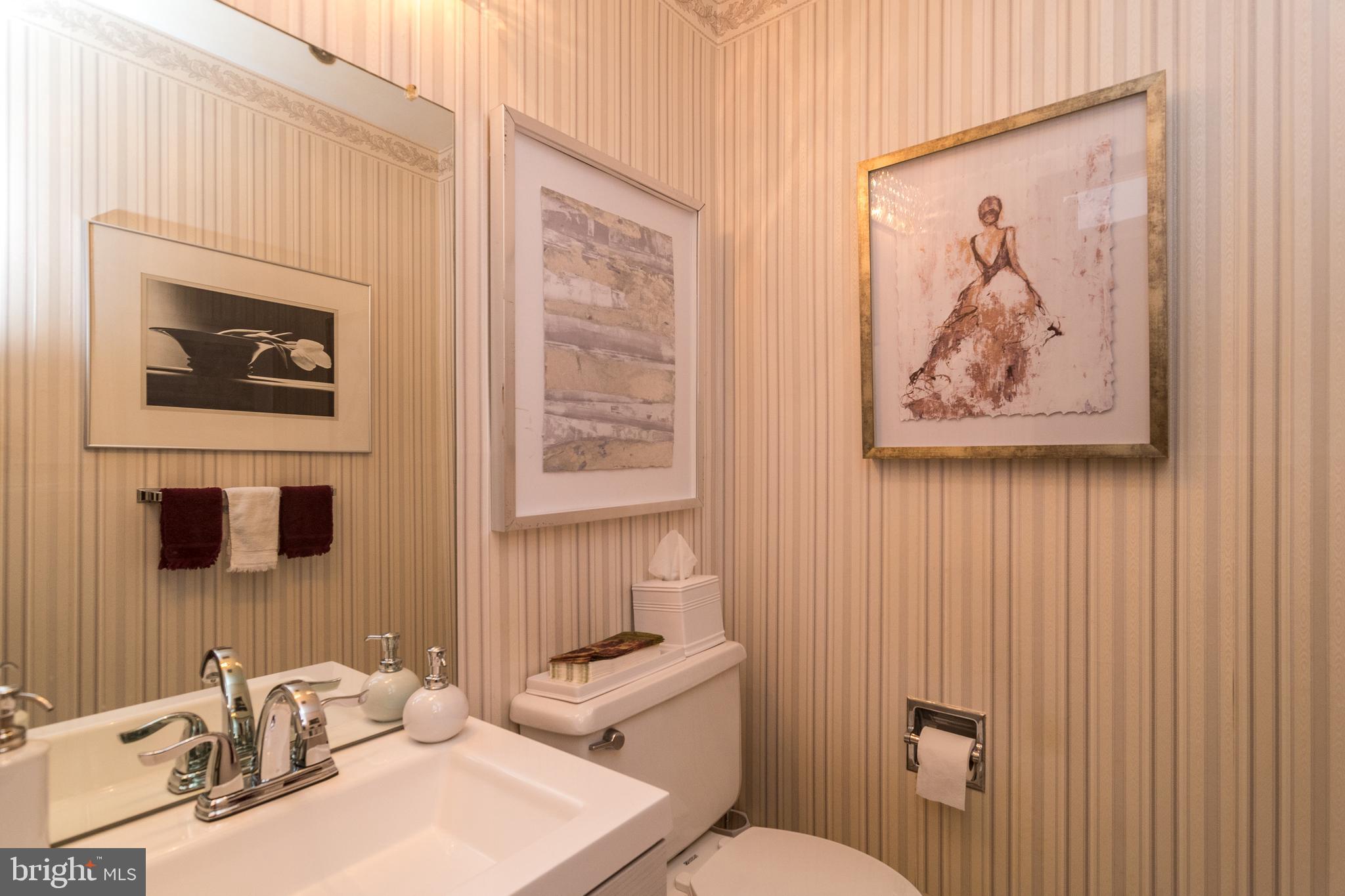 708 Custis Road Glenside, PA 19038 - Photo 9 of 61 Gallery Image 9