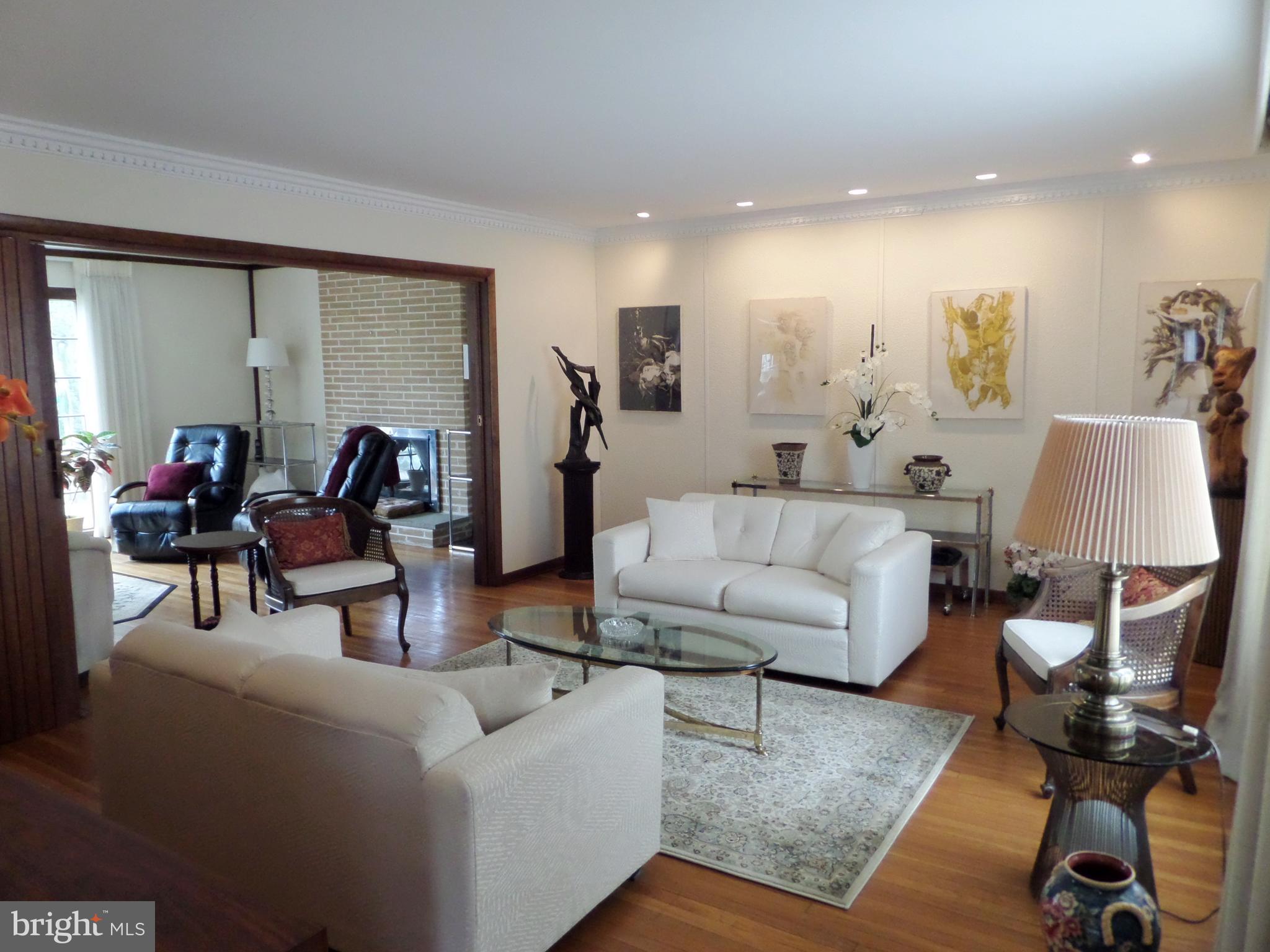 708 Custis Road Glenside, PA 19038 - Photo 10 of 61 Elegant Spacious Formal Living room