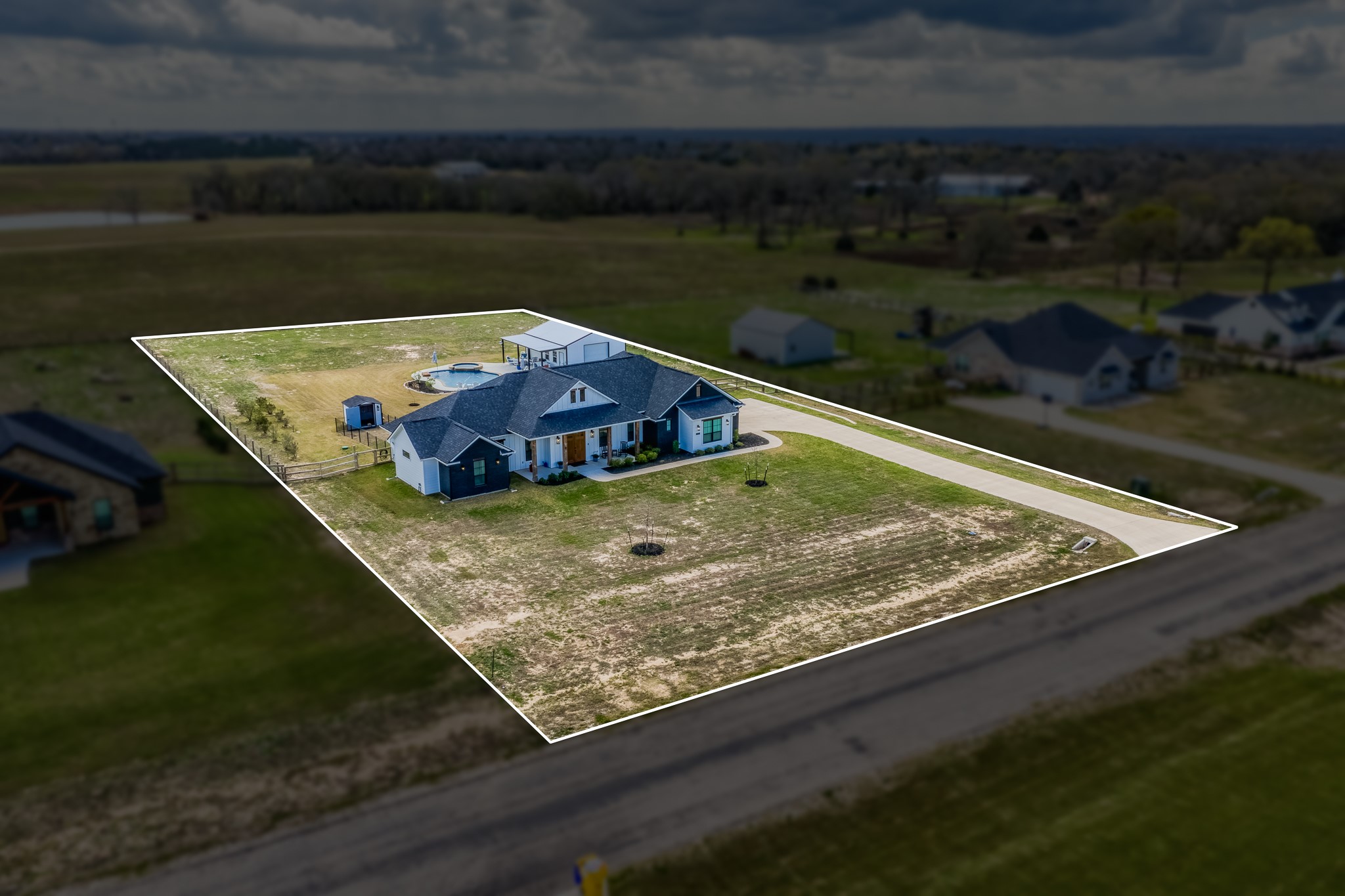 233 Randi Road Bellville, TX 77418 - Photo 2 of 46