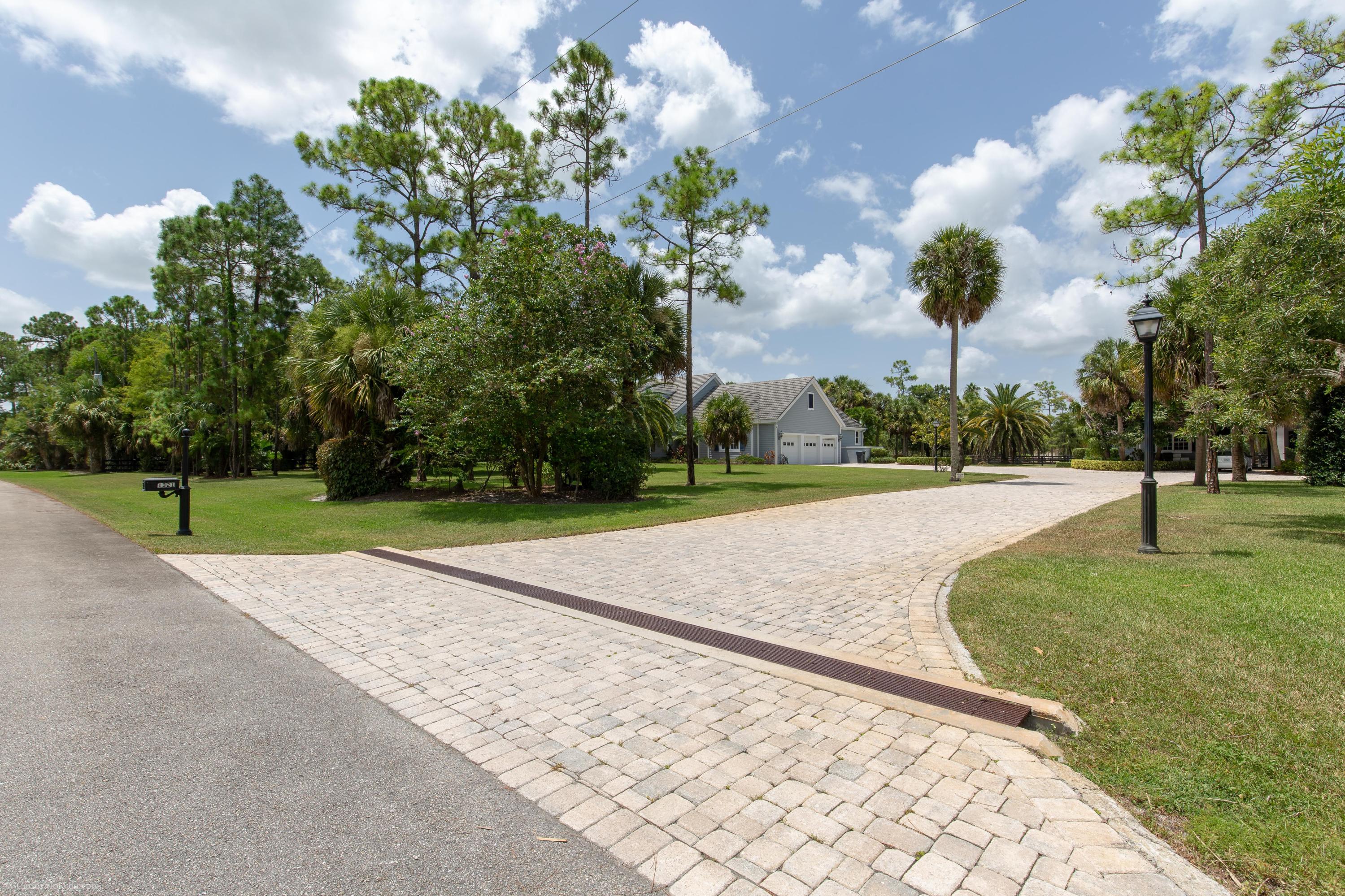 1321 Pelham Road Wellington, FL 33414 - Photo 2 of 35 1