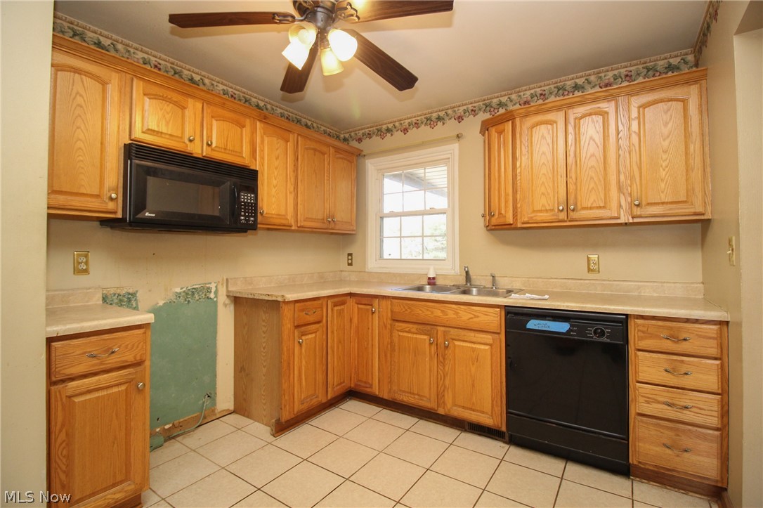 3946 New Road Youngstown, OH 44515 - Photo 6 of 23 Gallery Image 6
