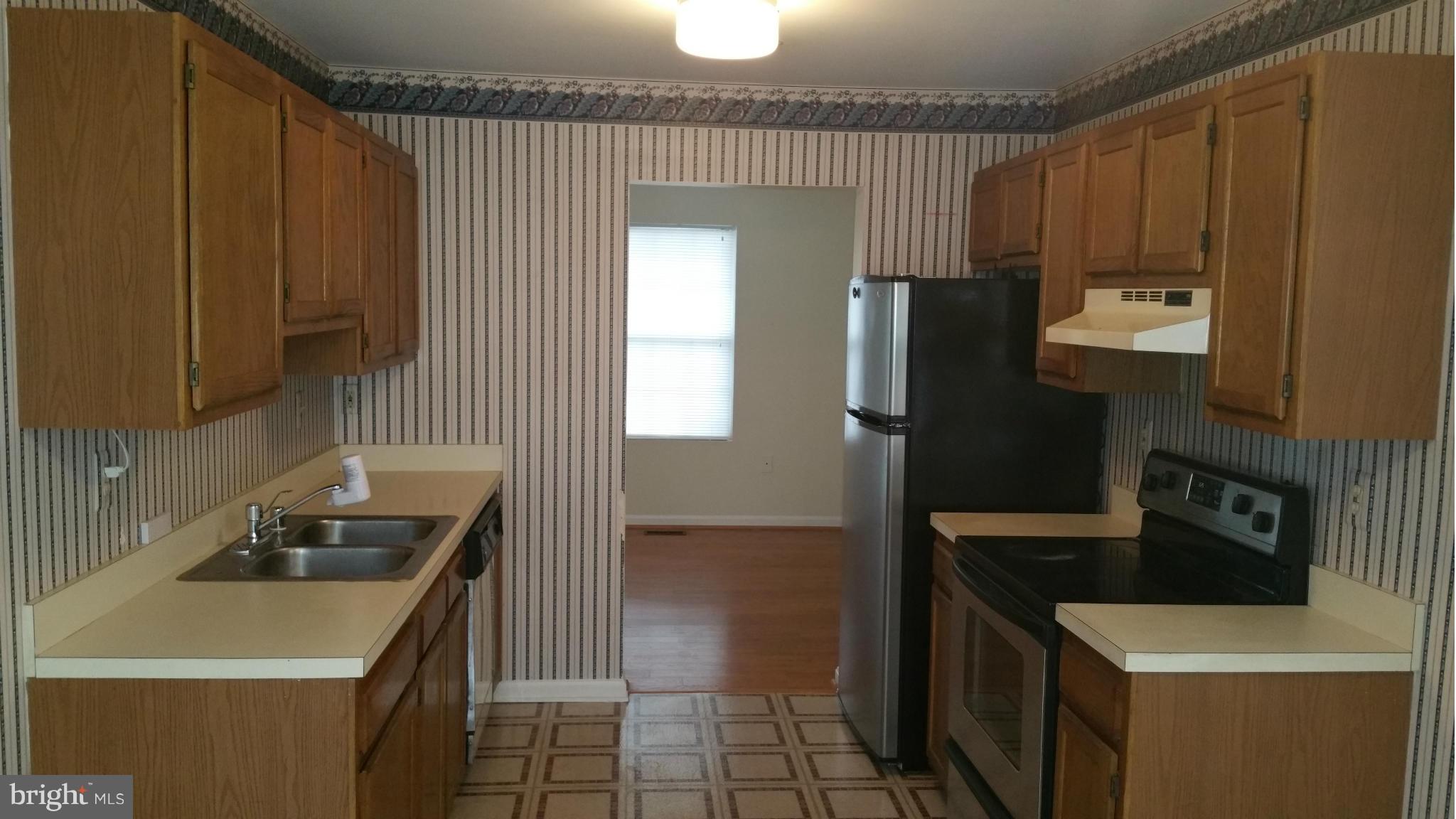 6617 Ronald Road Capitol Heights, MD 20743 - Photo 6 of 29 Kitchen